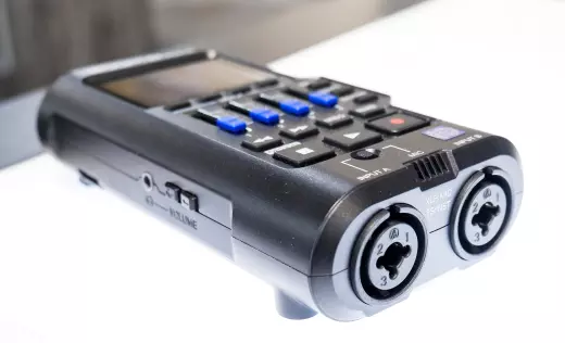 Zoom - R4 MultiTrak Recorder with Stereo Bouncing 2